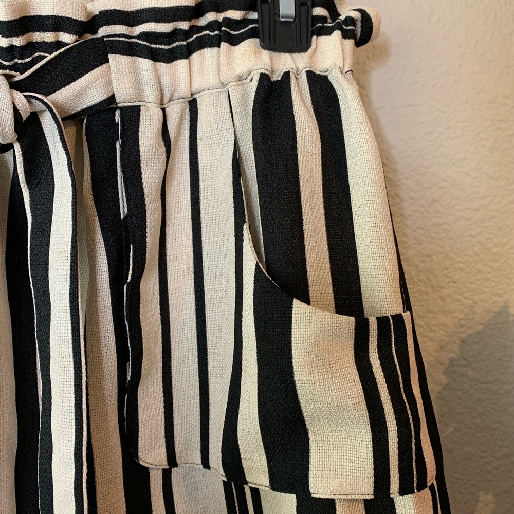 Zara Basic Striped Gathered Skirt - Picture 4 of 9